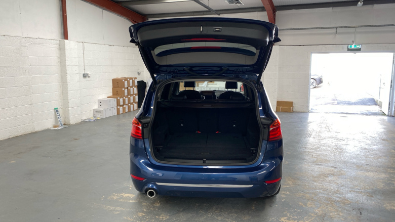 BMW 2 Series 218i Luxury 5dr Step Auto Petrol Estate